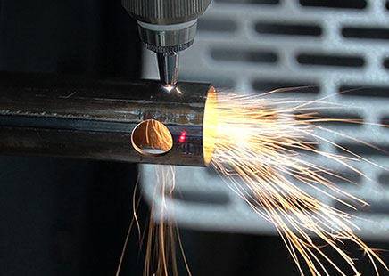 國內金屬激光切割機十大排名,激光切管的優(yōu)勢在哪里?