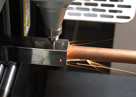 2021年光纖激光切割機(jī)報(bào)價(jià)_根據(jù)這兩點(diǎn)判斷值不值得購入