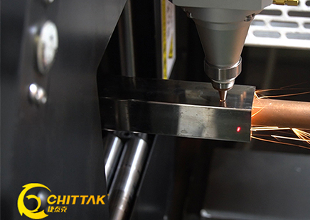 如何解決激光管材切管機工作中的過燒和掛渣問題？